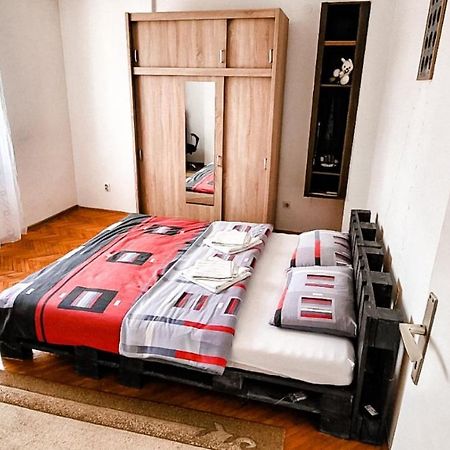 באניה לוקה 3Pko City Center Apartment מראה חיצוני תמונה